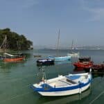 Marea alta en la Ría de Arousa durante las mareas vivas en Galicia